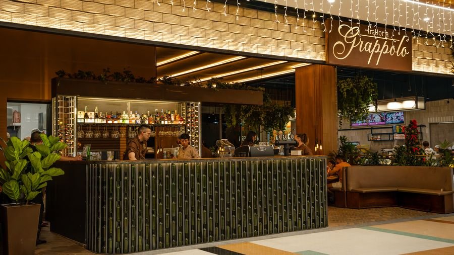 San Nicolas · The Bar